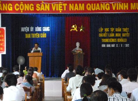 Nâng cao chất lượng và hiệu quả công tác tuyên truyền miệng trong tình hình mới ở huyện Đông Giang