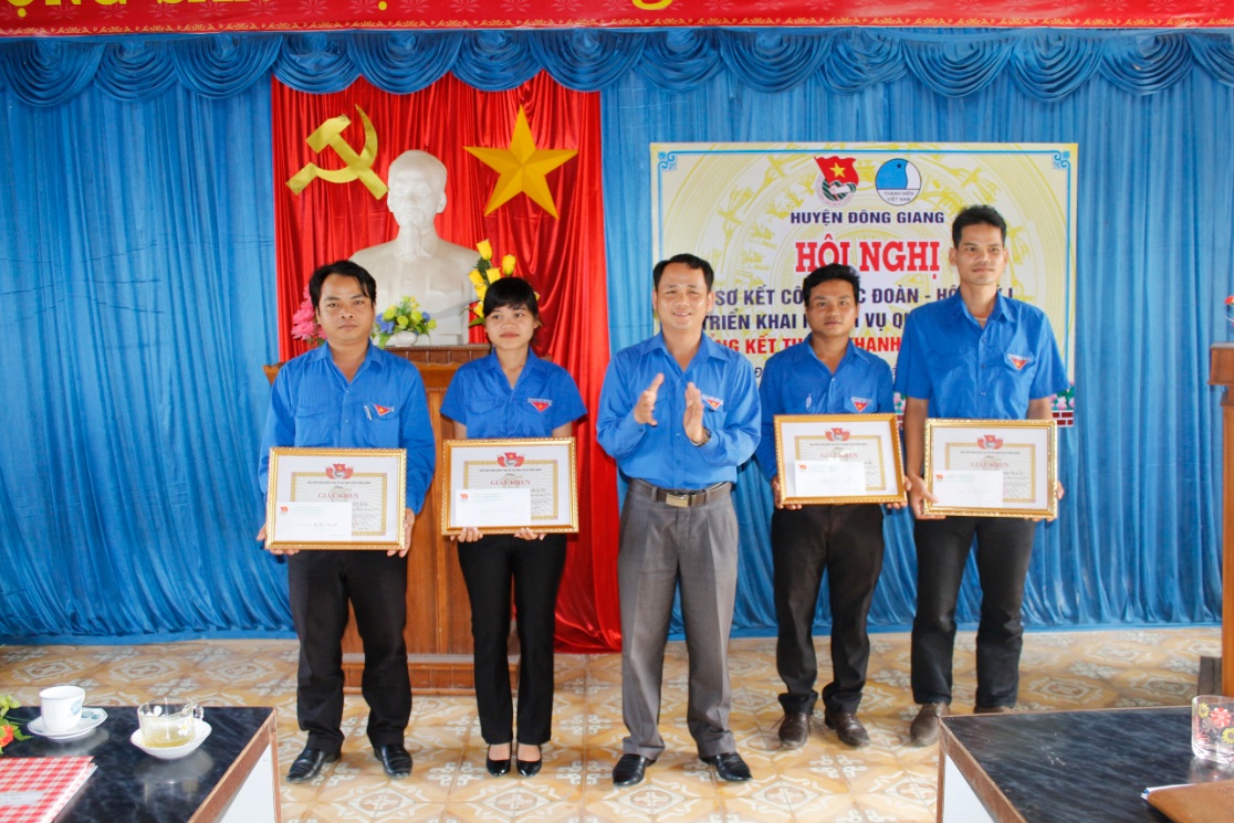 Huyện đoàn Đông Giang tổ chức Hội nghị sơ kết Công tác Đoàn và phong trào Thanh Thiếu nhi Quý I, tổng kết Tháng Thanh niên 2016